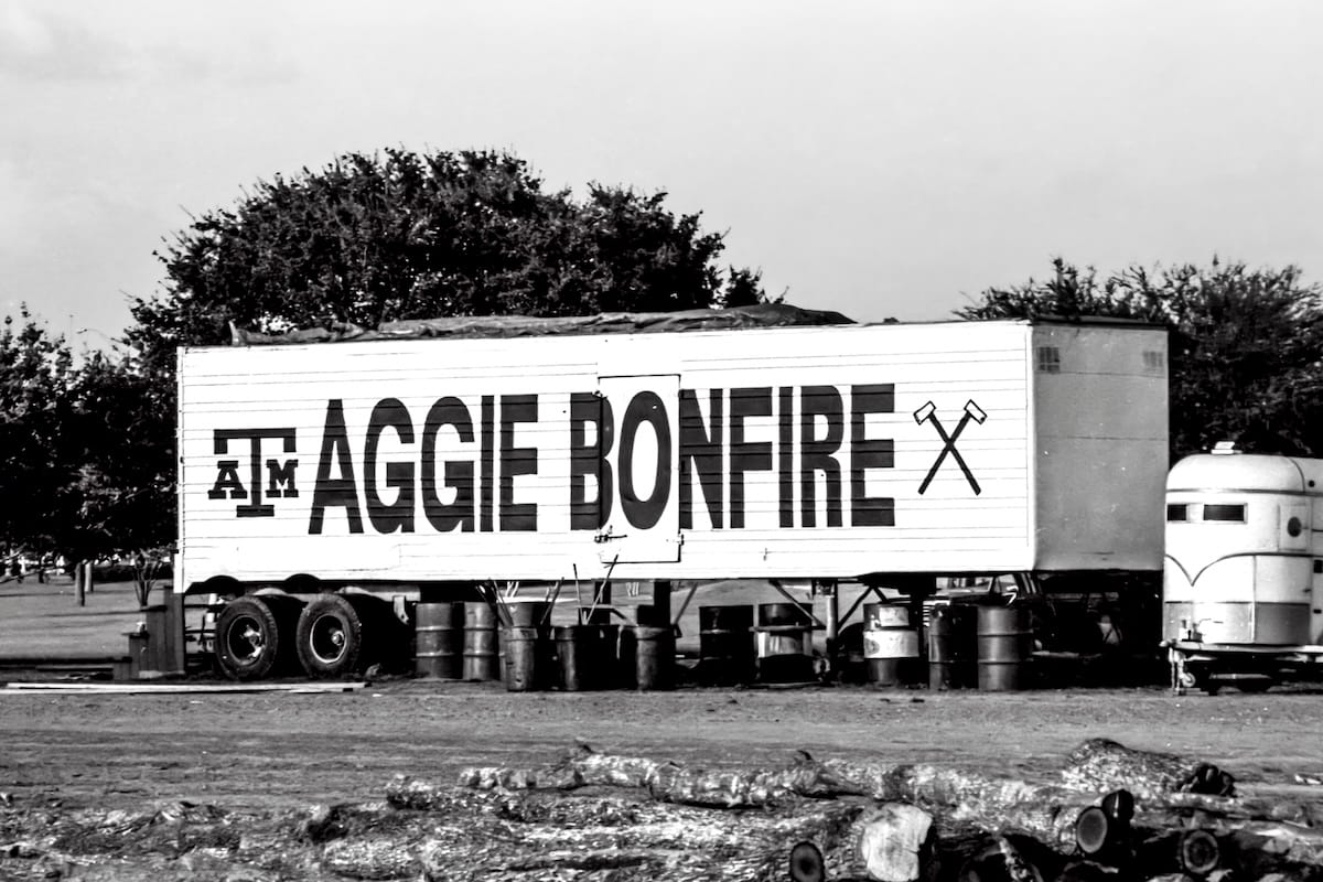 Aggie Bonfire 1996